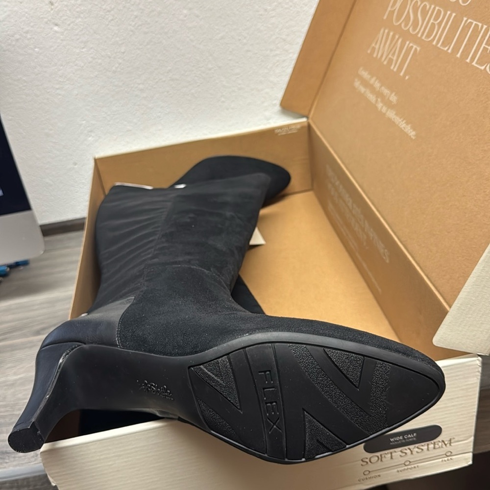 LifeStride Gracie In BLACK FABRIC (WIDE CALF) (WIDE WIDTH) - Picture 4 of 10